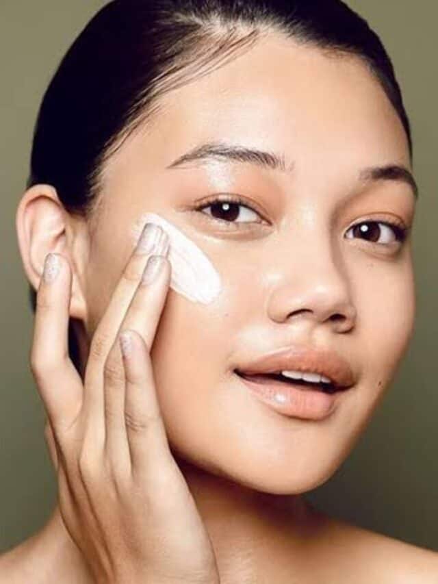 स्किन केयर मे ये इंग्रेडिएंट्स कभी एक साथ न लगाएँ
